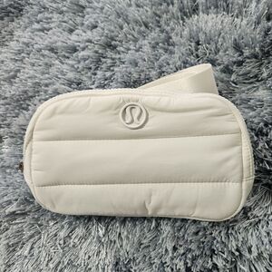 Lululemon White Everywhere Belt Bag 1L Wunder Puff